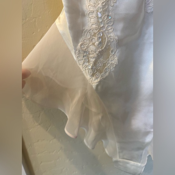 Victoria’s Secret Teddy Ivory Lace Sequins Wedding - Picture 4 of 7